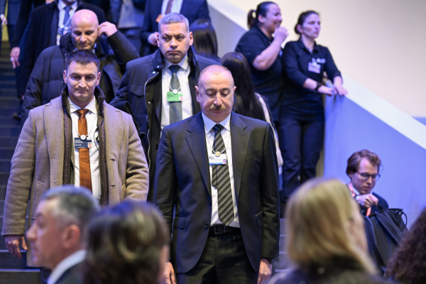 Prezident İlham Əliyev Ümumdünya İqtisadi Forumu çərçivəsində panel iclasda iştirak edib